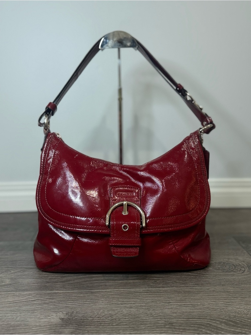 ❤️Coach Soho Buckle Hobo Red Patent Leather Shoulder Bag Y2K 2007 F10709